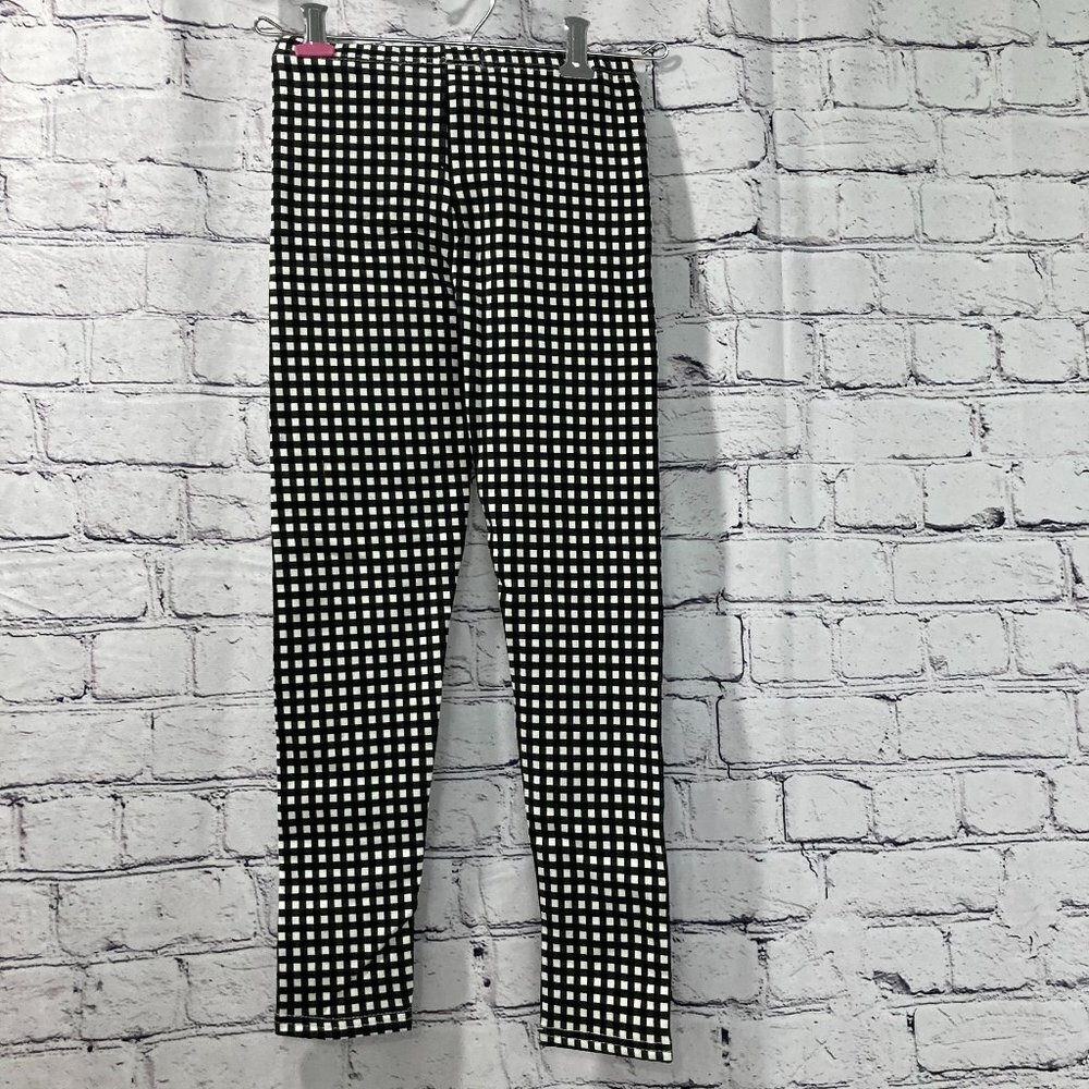 New with tag Girl's Cotton on Kids leggings Size 6